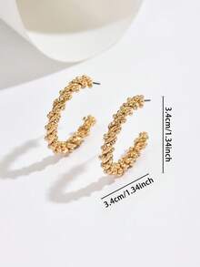 1 Pair European And American Vintage Style Minimalist Asymmetrical Twist C-Shaped Copper Hoop Earrings, Suitable For Party And Daily Wear - Yellow Gold - View 7