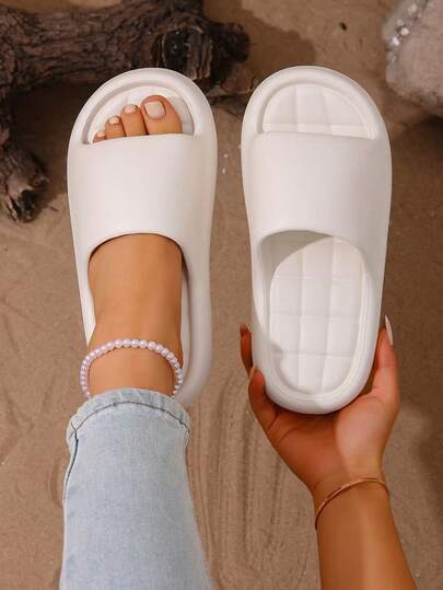 1 Pair Teens' EVA Solid Color Slip-On Anti-Slip Thick Sole Flat Fashion House Slippers, Suitable For Spring/Summer