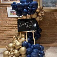 212件海軍藍金屬金鋁箔紙花氣球拱門套裝，乳膠氣球，適用於畢業、生日、性別揭曉、婚禮、週年紀念、父親節派對裝飾 - 海軍藍金色 - 查看 6