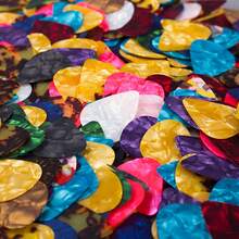 18/36/72片装 0.5mm ABS吉他拨片，耐用顺滑，适用于原声吉他、电吉他、贝斯和尤克里里，专业优质乐器配件，适用于练习、演出和录音。 - 彩色 - 查看 3