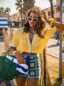 女士短袖针织Polo衫，撞色滚边，纽扣细节和镂空设计，宽松舒适，适合夏季休闲穿着，百搭街头风格 - 黃色 - 查看 5