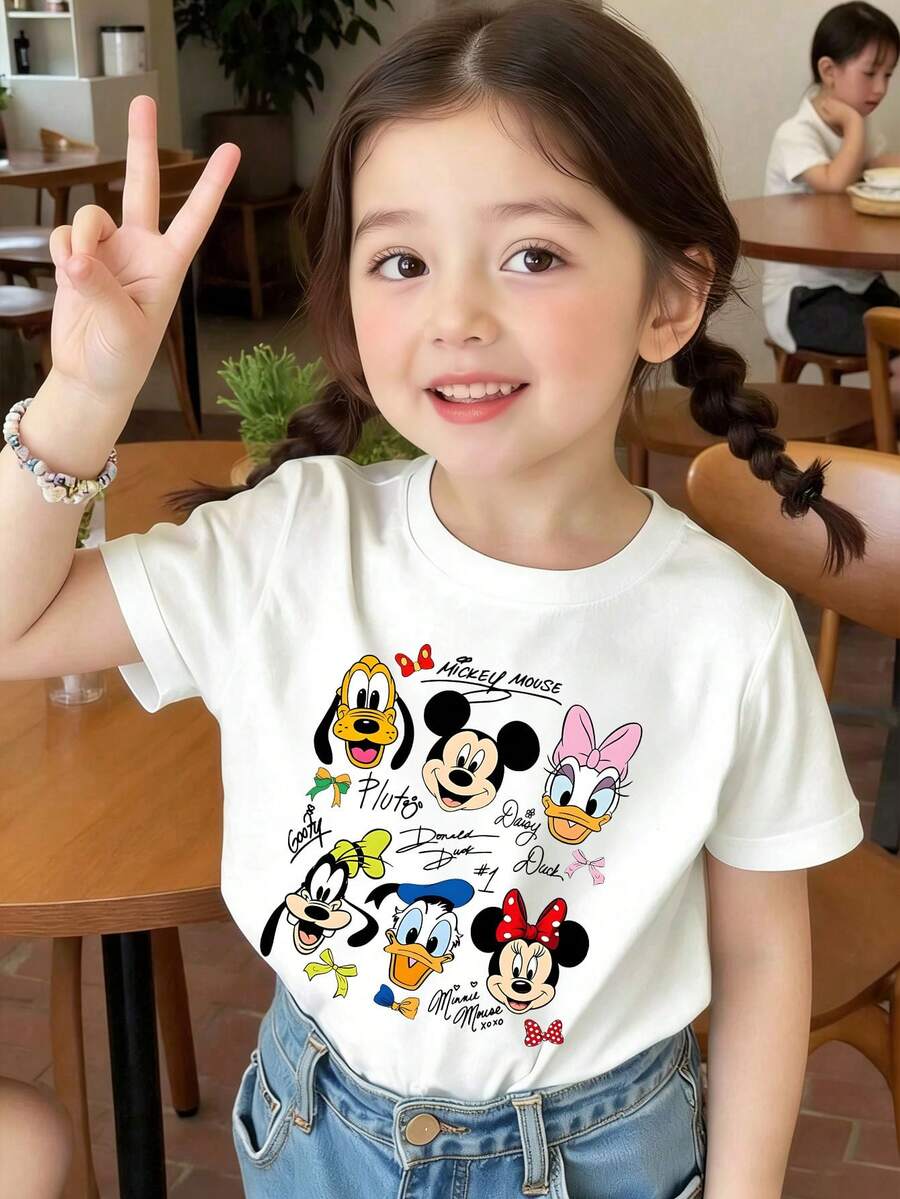This T-Shirt, Featuring Signature Designs Of Mickey And His Friends, Is Perfect For Boys And Girls To Wear To Holiday Parties, Family Gatherings, Outdoor Activities, And Trips, And Makes A Great Gift For Children Visiting Disneyland. - trắng - Xem 1
