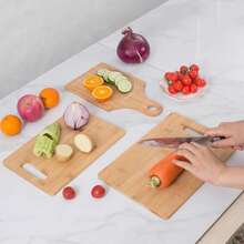 Un juego de tres tablas de cortar/platos con mangos, fabricados 100% en bambú y madera, disponibles en tres tamaños diferentes, a un precio especial. - Registro - Ver 7