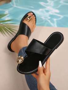[Summer Must-Have]Metal Buckle Toe-Separated Slippers | White / Black Two Colors, Asked 800 Times When Worn To The Beach - 黑色 - 查看 2