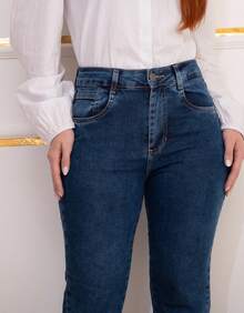 Calça Jeans Feminina Reta Sawary Original Lycra Elastano Cintura Alta Bolsos Funcionais Tradicional Confortável - Azul - Visão 8
