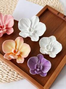 Multiple Orchid & Small Orchid Silicone Molds, Suitable For Making Candle Bouquets, Candle Molds, Monolithic Candle Molds, Heat-Resistant Silicone Molds For Holiday Gifts, Flexible And Easy To Clean, Can Be Used For DIY Scented Candles, Fragrance Stone Decorations, Resin Casting, And More. Versatile Molds Suitable For Holiday Decorations, Meditation, And Creating Atmospheric Home Decor. - White - View 1