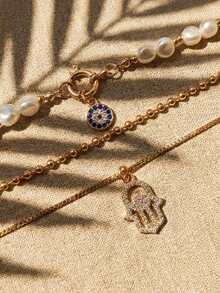 1pc Exaggerated Rhinestone & Pearl Eye Palm Pendant Multilayer Necklace [Rhinestone Quantity & Arrangement Randomly Assorted] - Multicolor - View 3