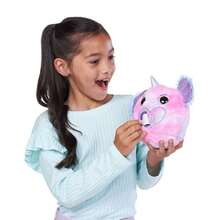 ZURU出品的Rainbocorns Axolotlcorn惊喜毛绒玩具，适合3岁以上女孩。