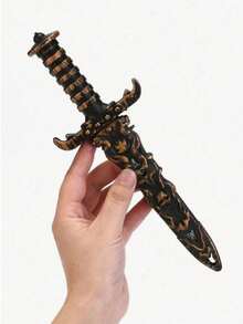 1pc Plastic Sword, Fake Knife, Pirate Costume Accessory, Suitable For Role-Playing Games, School Plays, And Video Props. This Novel Product Will Definitely Bring You A Unique Surprise, And You Can Use Them For Halloween, Role-Playing Parties, Costume Balls, Carnivals, Photography, Performances, And Other Holiday Parties. - Multicolor - View 2