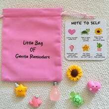 一套充满激励和温暖的礼品袋，包含：先爱自己、慢慢来、相信过程、拥抱阳光、你会闪耀、用自己的想法照亮前路、即使看不见，你依然光芒四射、你比想象中更强大。适合作为圣诞节、生日、复活节礼物，也是感恩节的完美之选。 - 彩色 - 查看 2