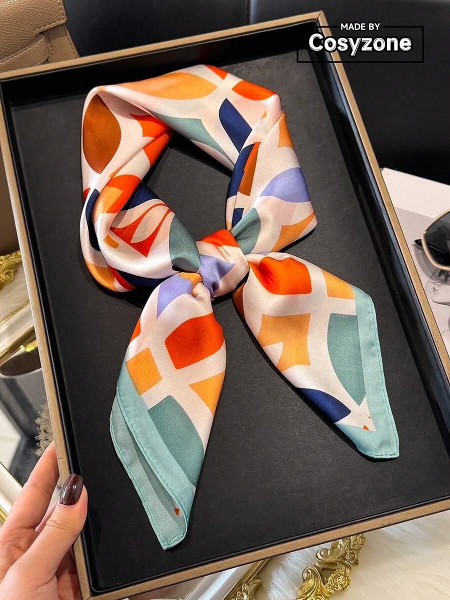 1 chiếc khăn vuông 70cm in họa tiết hình học trang nhã, phù hợp cho phong cách thường ngày và đường phố, có thể dùng làm khăn bandana, băng đô, phụ kiện che nắng ngoài trời, hoàn hảo để tạo kiểu. - Màu xanh bạc hà - Xem 1