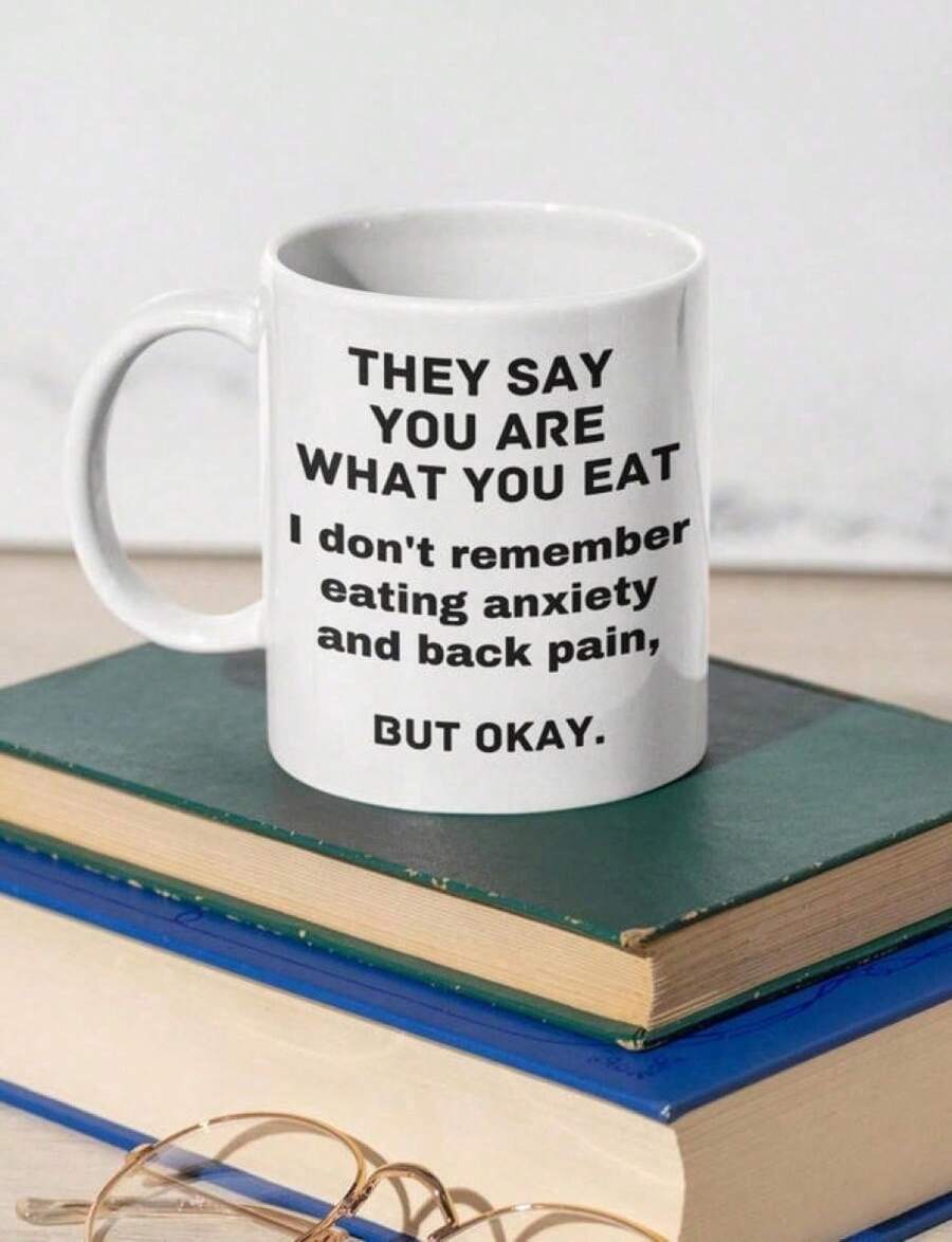 Taza de café sarcástica de 11 onzas de cerámica "Eres lo que comes" con diseño divertido de dos tonos, regalo de cumpleaños para personas mayores - Blanco - Ver 1
