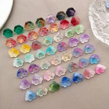 50颗铃兰玻璃珠，8x11毫米，散珠，带有铃兰花苞和钟形花朵，适用于DIY珠宝、发夹和串珠。 - 彩色 - 查看 9