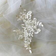 Lace Applique With Sequin Corded Flower Embroidery - Light Champagne - Perfect For Wedding & Bridal Accessories, Dance Costumes, Craft Projects - 25*12.5 Cm (9.8*4.9 Inches) - Mirror Pair - 淡香檳 - 查看 4