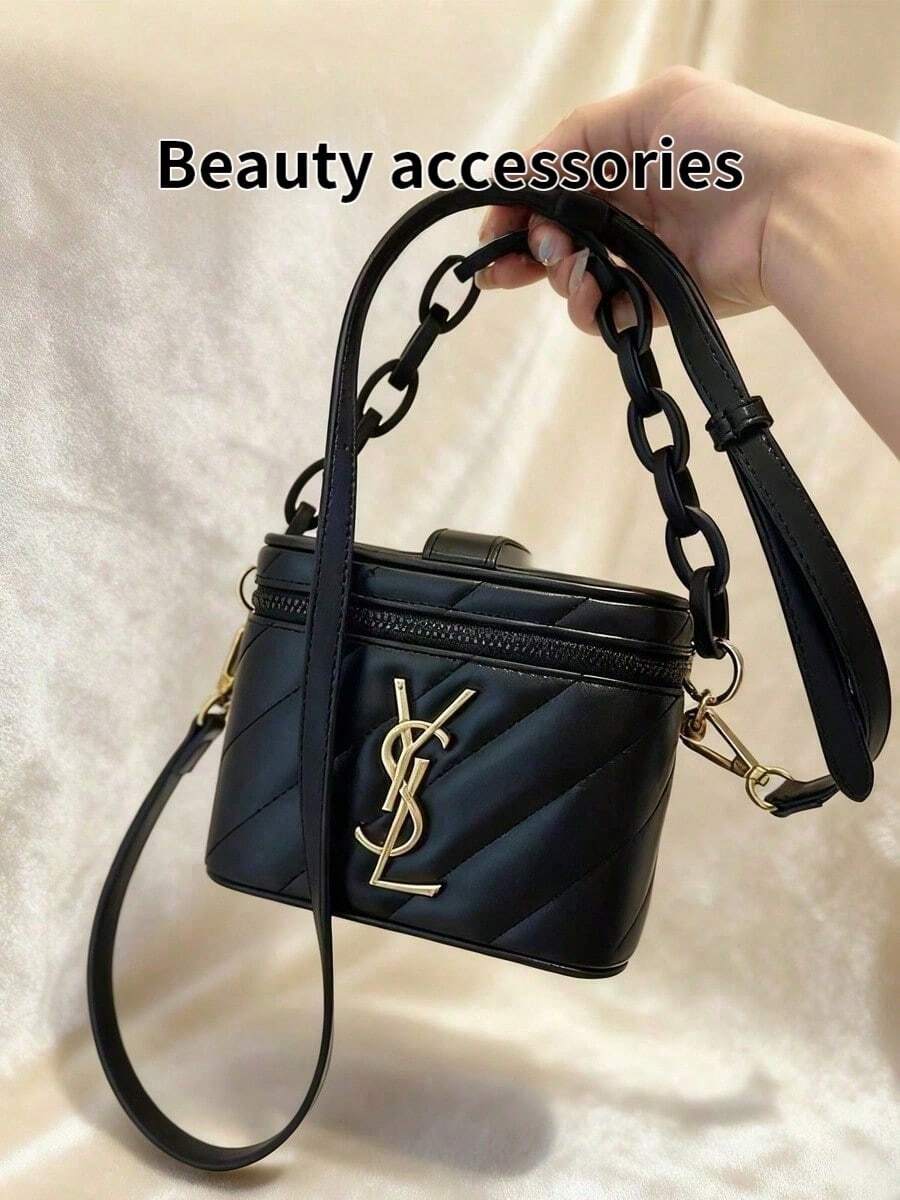 Yves Saint Laurent Black Quilted One Shoulder Bag, Chain Crossbody Bag, Large Capacity, Fashionable Gift For Valentine's Day (Everyday/Party)