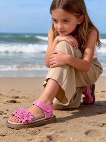 1 Pair Girls' Sweet 3D Floral Decor Sandals, Made Of Soft Leather And Patent Material, Non-Slip, Open Toe Flat, Suitable For Summer Beach Outings, Weekend Beach Picnics, And Daily Wear - Hot Pink - View 5