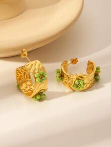 1 Đôi bông tai hình chữ C đính ngọc trai giả kiểu cổ điển, mang phong cách sang trọng và thời trang retro, được làm thủ công từ thép không gỉ mạ vàng 18K, đa năng và thiết kế đẹp mắt. - Vàng - Xem 5