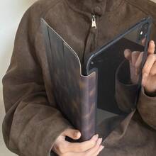 Estuche protector plegable de color ámbar vintage y lindo compatible con iPad de 11.a generación, tabletas, nuevo modelo 2025 de 10.a generación Air 7/6 con ranura para lápiz, estuche protector antidoblado de 11 pulgadas para tabletas para mujeres/hombres. Debido a las diferencias de iluminación y pantalla, puede haber ligeras variaciones de color entre el producto real y la imagen. - Marrón - Ver 5