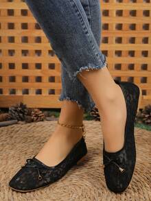 Zapatos planos de verano para mujer con malla de encaje y suela blanda, mocasines casuales con lazo y punta cuadrada - Negro - Ver 5