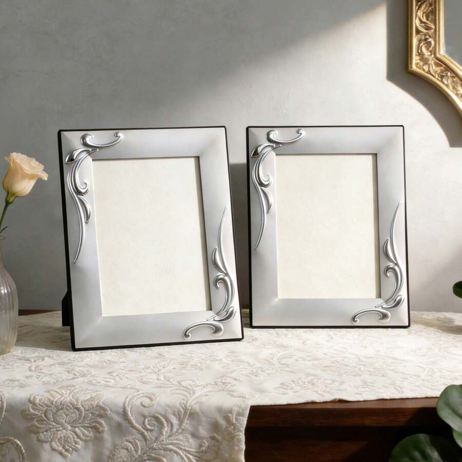Marco de fotos de metal con relieve elegante de 6/7/8 pulgadas, para exhibir fotos en formato vertical u horizontal, accesorio de decoración del hogar de alta gama - Plateado - Ver 1