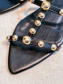 Women's Flat Sandal With Leaf-Shaped Toe And Gold Bead Details - Negro - Ver 6
