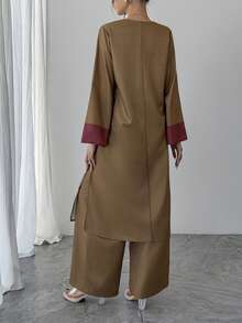 两件套女士套装：棕色碎花V领喇叭袖长款套头衫 + 棕色弹力腰阔腿裤，优雅奢华撞色套装，送给妈妈、女儿、妻子、女友的完美新年礼物，适合正式场合、居家穿着，春季百搭。 - 棕色 - 查看 2