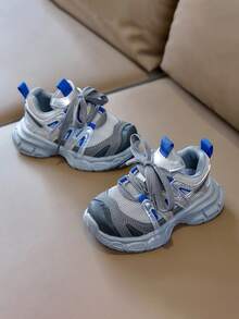 1双儿童透气网面运动鞋，男童厚底缓震休闲鞋，女童时尚软底防滑厚底运动鞋，幼儿学步鞋 - 銀色 - 查看 2