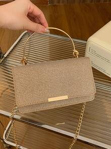 Bolso de mano de metal para mujer, bolso cuadrado pequeño de cadena cruzada brillante y de moda para fiestas y reuniones - Dorado - Ver 2