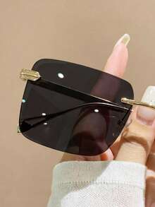 1 Pair Unisex Retro Square Fashion Sunglasses, Women's Small Metal Frame Fashion Glasses, Women's Fashion Glasses, Beach Accessories, Women's Glasses, Basic Women's Autumn/Winter Outfit, Business Casual Gift, Back To School - Gold Ash - View 3