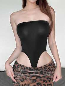 Body tubular din poliester, fără mâneci și bretele, de la Top Dazzle, cu design decupat și material foarte elastic, stil Carnivals Travel - Negru - Vizualizare 2