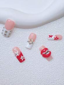 10片装Y2K风管状美甲贴片套装 - 手工制作，粉色美甲，红色美甲，红白法式美甲，手工3D嘴巴和牙齿图案设计，3D嘴巴美甲，手绘红色星星图案，闪亮水钻和银色星星装饰，精致优雅的美甲 - 派对和日常装扮的完美美甲用品 - 彩色 - 查看 3