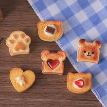 Realistic Mini Caramel Toast And Heart-Shaped Teddy Bear Resin Decor, Miniature Scene Ornaments, Suitable For Desk Display, Crafts Making And Home Decoration