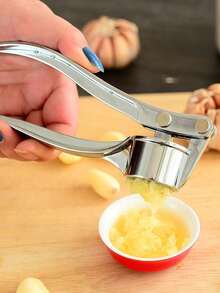 重型压蒜器，专业蒜蓉压榨器和切碎器，符合人体工程学的压蒜工具，带易挤压手柄，厨房工具，姜压器，蔬菜切碎器，必备厨房配件 - 彩色 - 查看 7