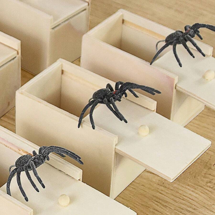 1/2pcs Scary Spoof Tricky Spider Wooden Box Spoof Creative Prank Party Spider Easter Gift - Multicolor - View 1