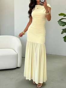 Đầm voan mỏng nhẹ, thanh lịch, thời trang, gợi cảm với thiết kế bất đối xứng. - Màu vàng - Xem 5