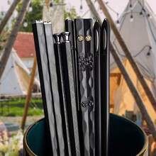 5双装可重复使用黑银筷子套装，防滑寿司筷，适合5人使用，是节日、派对、婚礼、酒店、餐厅和礼品的理想之选。 - 黑銀混裝筷-5雙 - 查看 5