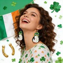 圣帕特里克节绿色三叶草眼镜、小狗耳环、闪亮绿色亮片，充满节日气氛，可爱又吸睛的设计 - 彩色 - 查看 10