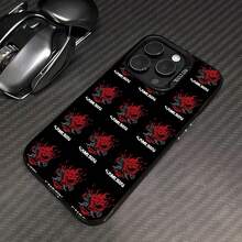 Logotipos samuráis Cyberpunk repetidos sobre fondo negro. Esta elegante funda es compatible con los modelos  17, 16, 15, 14 Pro Max, 13, 12, 11, XR y XS Plus. Fabricada en TPU flexible, resistente a golpes y arañazos, ofrece una excelente protección contra caídas y un agarre cómodo. Es un regalo ideal para familiares, amigos y seres queridos, y una opción perfecta para festivales. - Negro - Ver 3