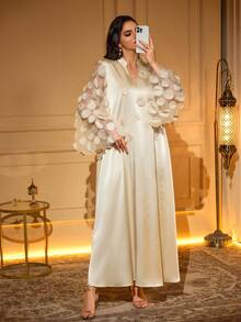 Elegant V-Neck Long Arabic Dress With 3D Rose Applique, Long Sleeve, Woven Fabric, Non-Stretch, Formal Gown - Beige - View 3