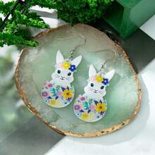 一对亚克力材质的可爱复活节兔子、彩蛋和小鸡耳环，适合女性在节日派对上佩戴，也可作为节日礼物。 - 多色2 - 查看 18