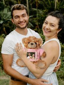 Muñeco de peluche de oso de peluche personalizable con foto, regalo de animal de peluche relleno con nombre personalizado, regalo del Día de San Valentín/cumpleaños, muñeco de peluche lindo con capucha personalizada con foto/nombre - Multicolor - Ver 5