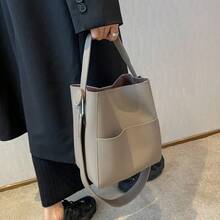 Large-Capacity Commuting Basic Versatile Simple Wide Shoulder Strap Bucket Bag Single Shoulder Messenger Bag