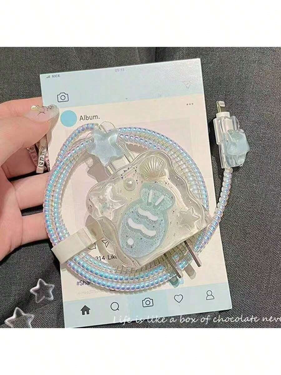 5 件粉色蝴蝶结和白色珍珠花设计 20W/18W 手机充电器套装，包含充电线保护器、充电头盖，兼容 充电器，馈赠佳品 Nan 充电器保护器充电器外壳手机配件