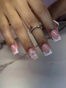 10片手工法式全贴假指甲，方形和棺材形可选。采用3D线条和花卉图案，时尚精致。轻松打造美甲造型，为您的指尖增添浪漫气息，展现大胆的时尚品味。完美适用于派对、晚宴和日常佩戴，也是送给女性和女孩的绝佳礼物。美甲用品 手工按压式假指甲 - 淺粉色 - 查看 4