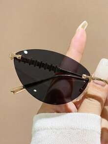 1 Pair Unisex Cat Eye Minimalist Small Frame Fashionable Sunglasses, Suitable For Sports, Travel, Driving, Beach, Festivals, Vacations, Street, Fishing, Outdoor Activities. A Street Fashion Accessory, As Well As A College Style Choice For Summer Beach Vacations, Outdoor Trips, And Back To School Season. - 金灰 - 查看 3
