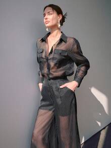 Sollinarry Bộ đồ nữ mùa xuân/hè mới: áo sơ mi kẻ sọc xuyên thấu có túi trang trí và quần ống rộng xếp ly, thích hợp cho công sở và du lịch. - Đen và trắng - Xem 5