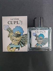 一瓶50毫升丘比特香氛喷雾，持久留香，方便携带，是提升您魅力的绝佳选择。丘比特系列空气清新剂采用优质香料制成，拥有独特的香味，适合情人节、约会和各种场合。 - 多香 - 查看 5