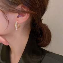 1 Pair Of Gold Heart Earrings, Perfect For Wearing At Parties, Weddings, Work Settings, And In Daily Life; An Ideal Gift Choice For Fashionable Girls And Women - Vàng - Xem 4