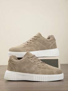 女士休闲低帮运动鞋，舒适、时尚、透气、软底、轻便，适合日常穿着和滑板。 - 棕色 - 查看 6