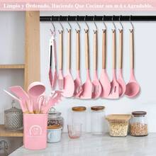 Juego de 34 utensilios de cocina de silicona resistentes al calor con mangos ergonómicos de madera, fáciles de limpiar y antiadherentes. - Rosa - Ver 5